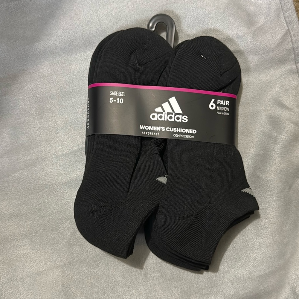 Women’s adidas ankle socks